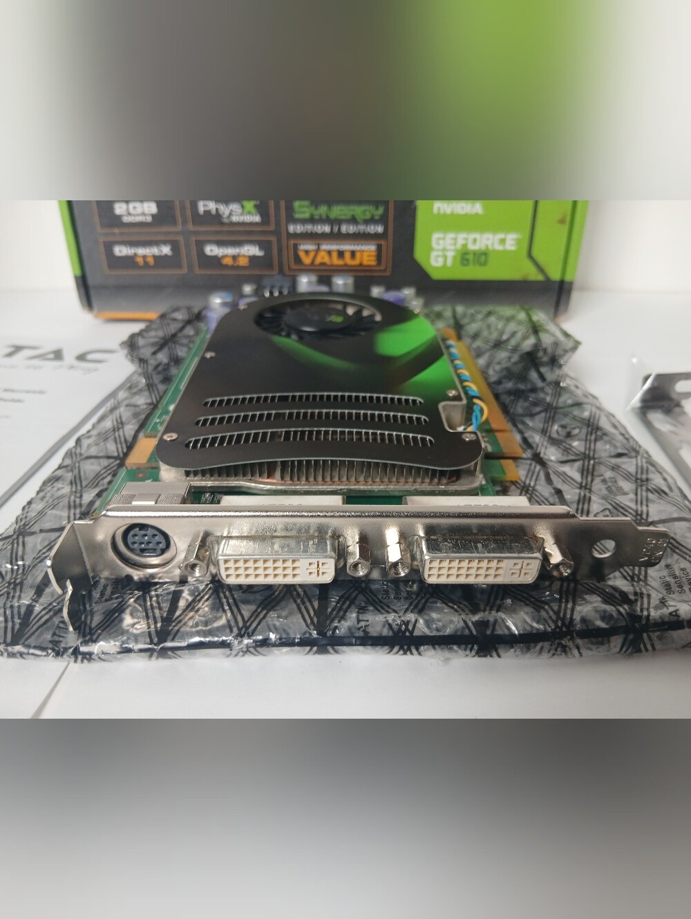 Nvidia Model P401-000(B) Graphics Card - Picture 4 of 9